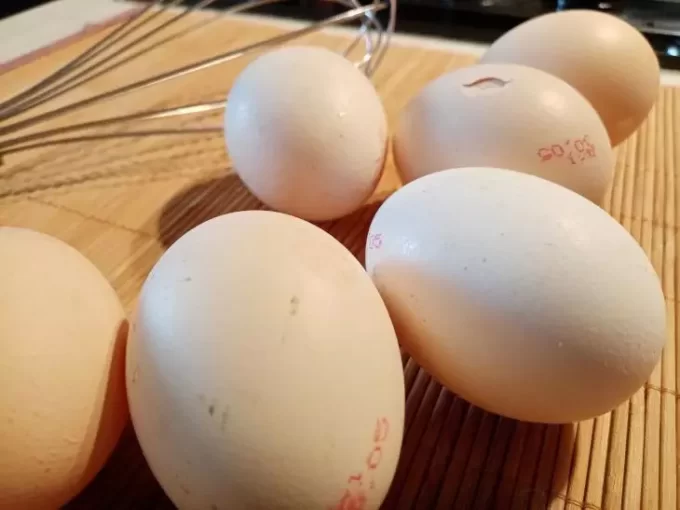 Маринованные яйца по-немецки: удивите гостей необычной закуской
